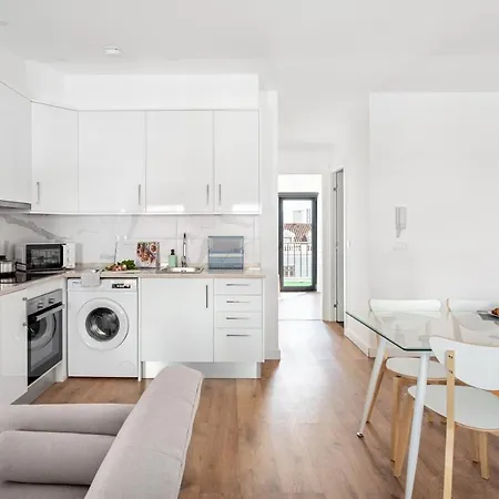 Altido Sunny Apt With Terrace Near Centre Apartment *